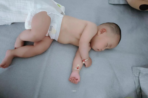 江门没满月的宝宝